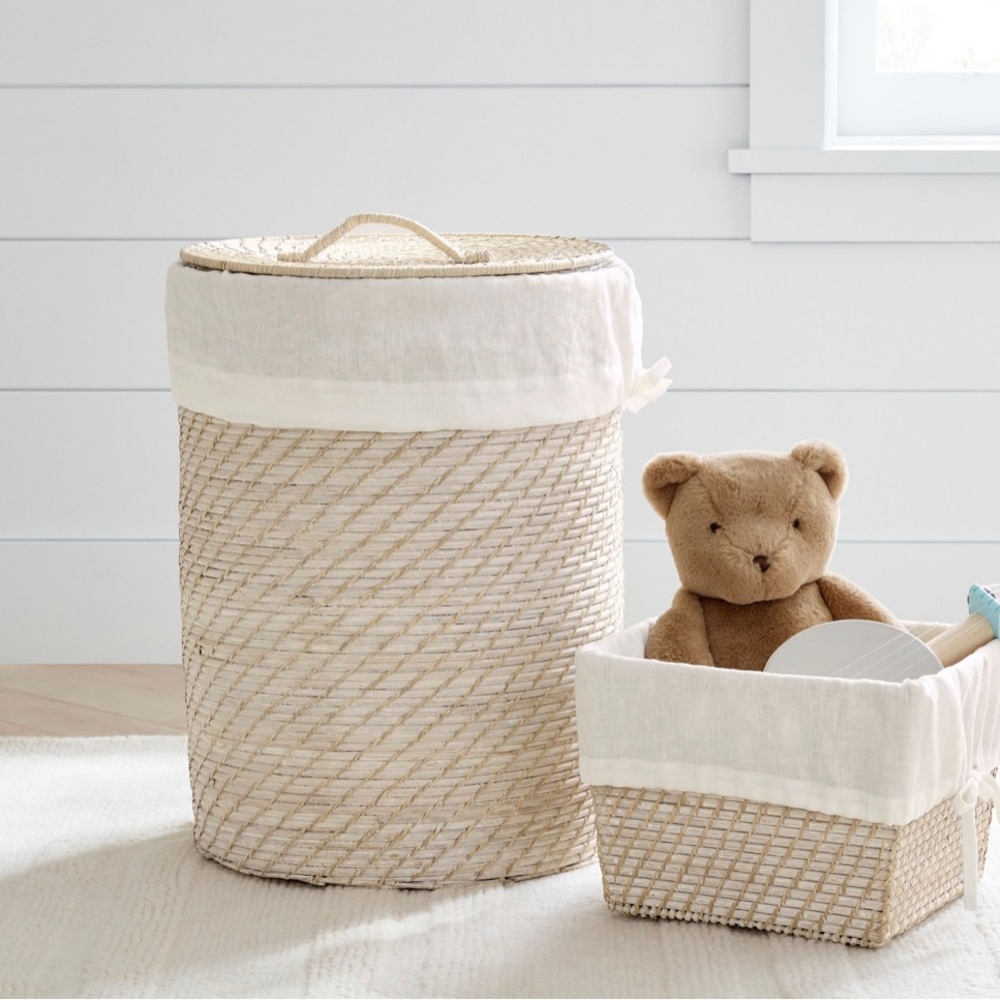 COPY - Pottery Barn Quinn hamper liner. brand new.